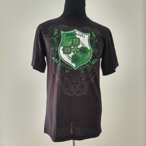 SHAMROCK IRELAND SHORT SLEEVE ADULT T SHIRT - SIZE MEDIUM (38/40)